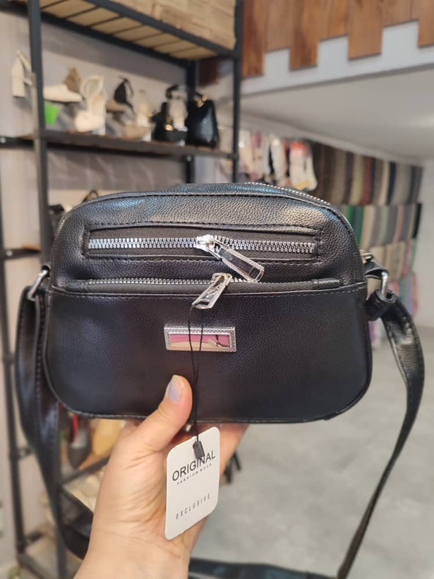 کیف کراس بادی زنانه مدل روزمره رنگ مشکی