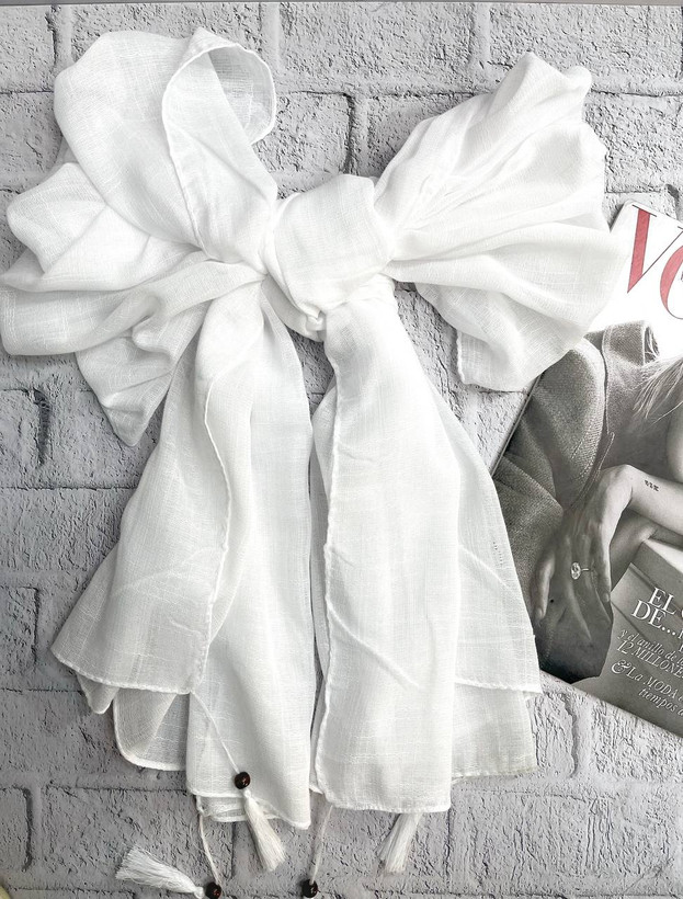 شال سفید نخی شایلین